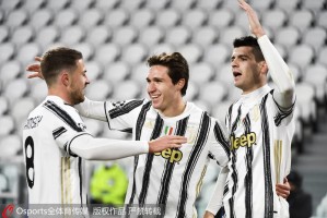  尤文图斯补时绝杀艰难守住榜首席位  