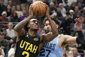  雷霆青年军爆冷击败爵士，亚历山大全能发挥