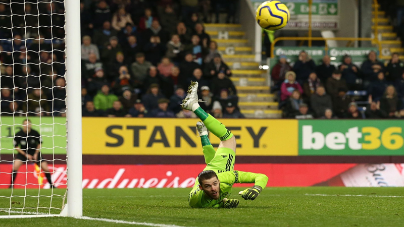  曼联连续三场零封对手，德赫亚状态回春引热议  